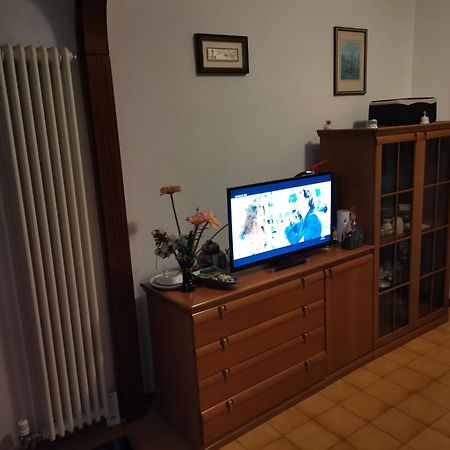 Camera In Appartamento Pordenone Eksteriør bilde
