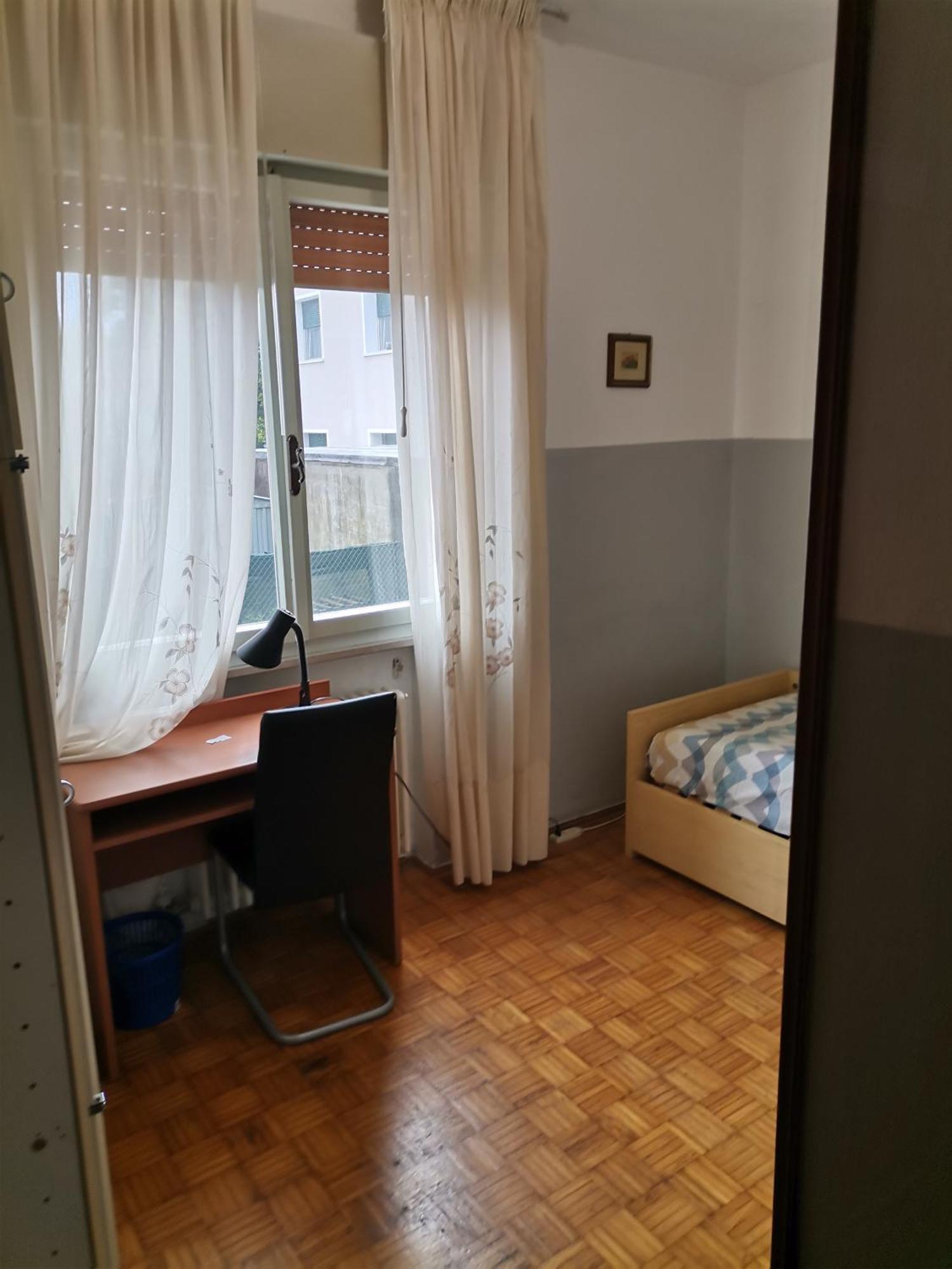 Camera In Appartamento Pordenone Eksteriør bilde